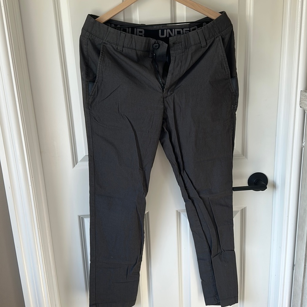 Men’s Under Armour slacks size 34/32